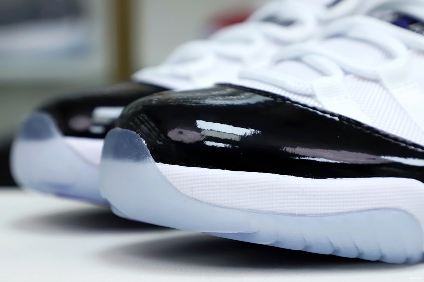 LOW AIR RETRO JORDAN 11 CONCORD 0315